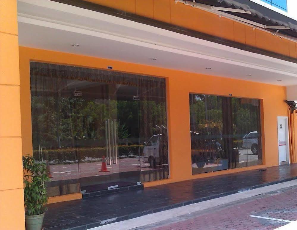 קולאי Nouvelle Hotel Johor מראה חיצוני תמונה