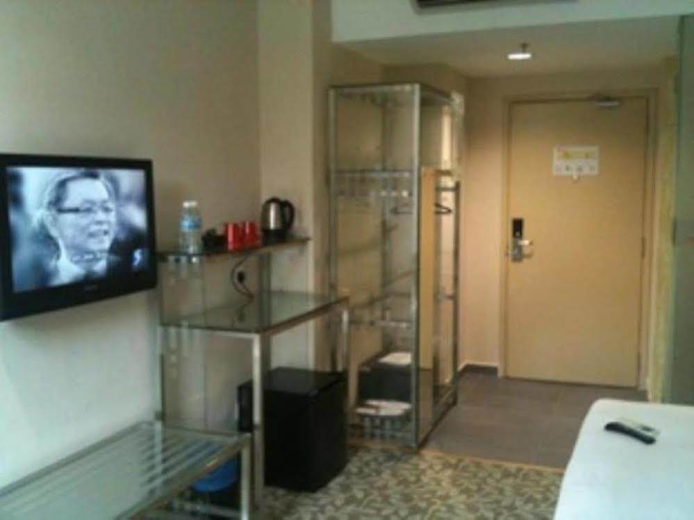 קולאי Nouvelle Hotel Johor מראה חיצוני תמונה